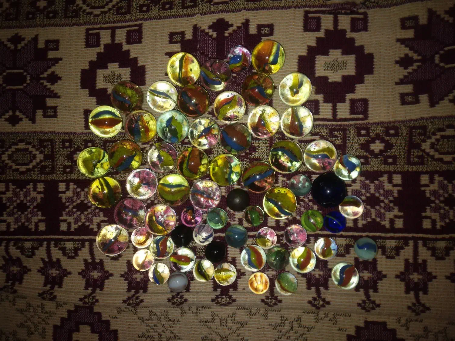 تیله|اسباب‌‌بازی|بومهن, |دیوار