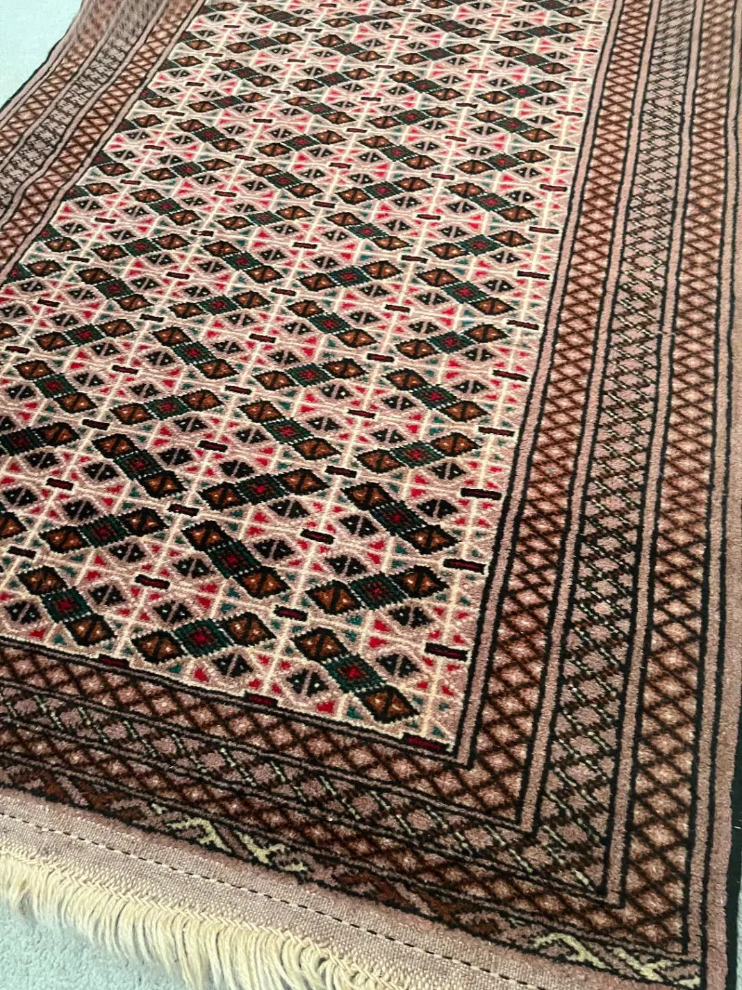 قالیچه دستباف ۱ * ۱/۴۰|فرش|مشهد, فردوسی|دیوار