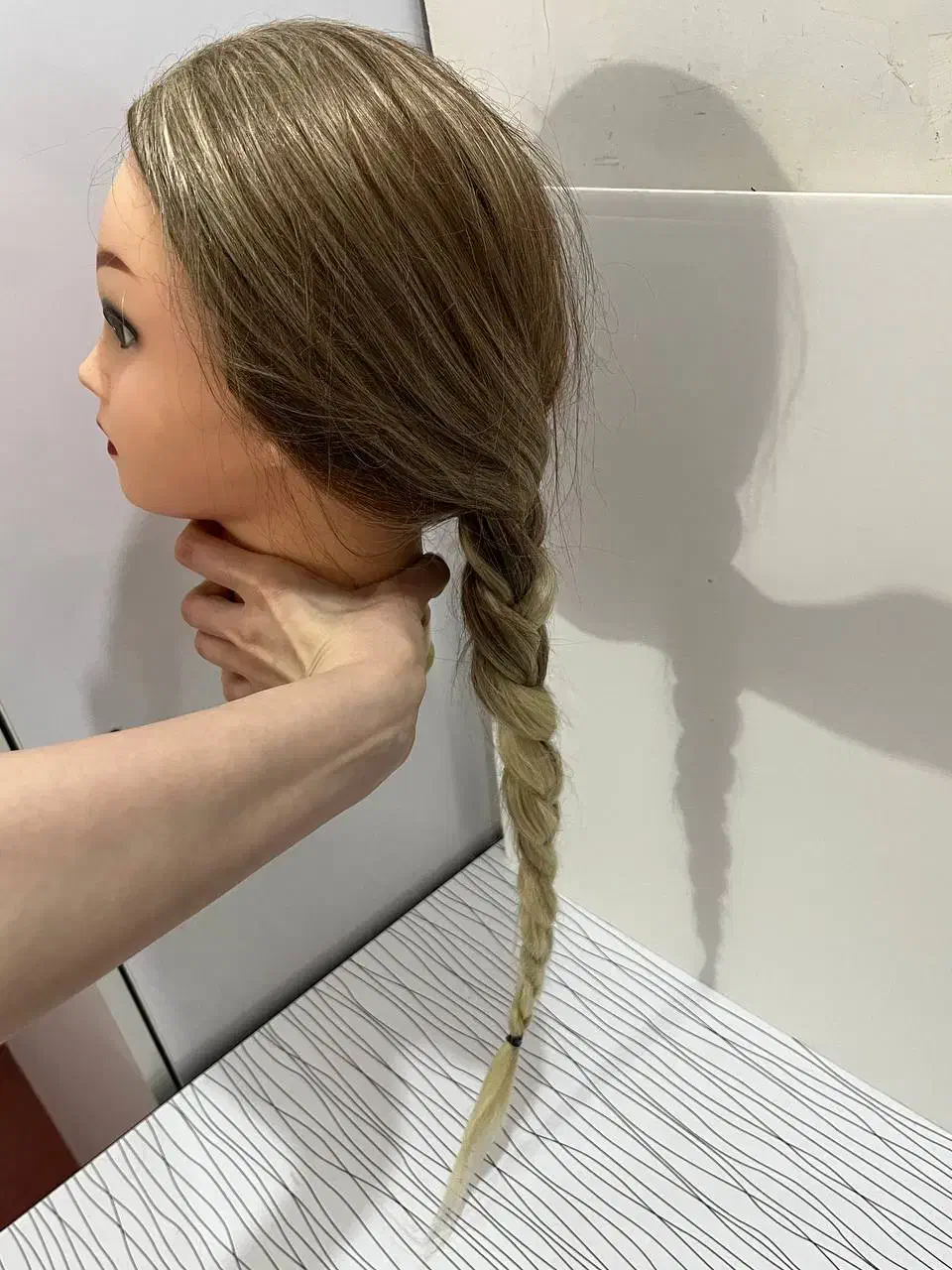 کله مانکن|آرایشی، بهداشتی، درمانی|رشت, استقامت ۲|دیوار