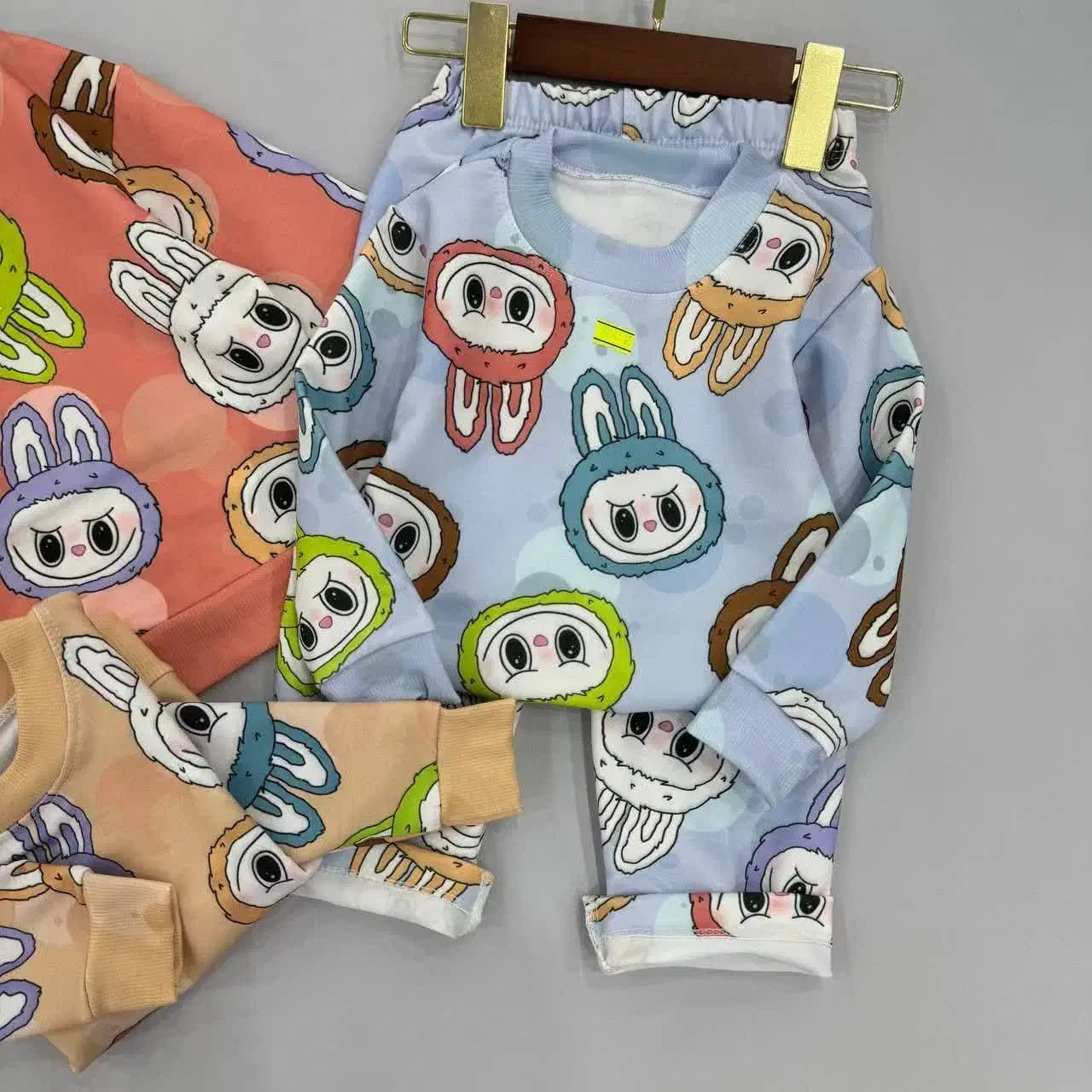 بلوز و شلوار تمام چاپ اسپرت (پوشاک باران)|کفش و لباس بچه|قم, نیروگاه|دیوار