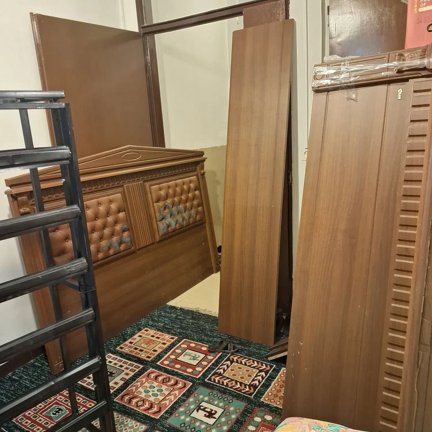 فروش تخت خواب کارکرده|تخت و سرویس خواب|شیراز, فضل‌آباد|دیوار