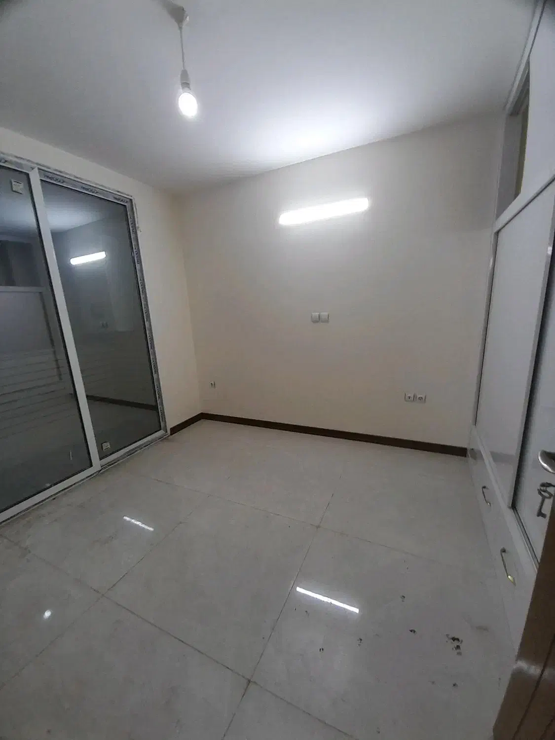 آپارتمان 80 متری/ تک واحدی/ابولحسنی|فروش آپارتمان|اصفهان, باغ کاران|دیوار