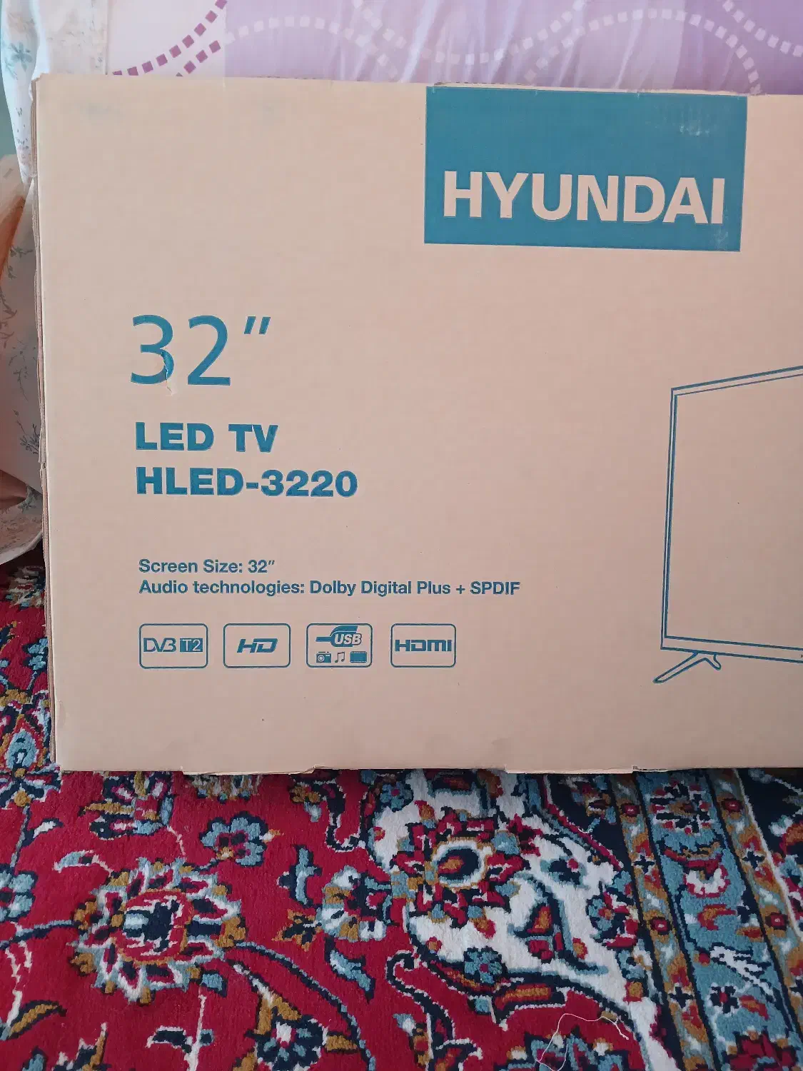 تلویزیون ۳۲ اینچ|تلویزیون و پروژکتور|قم, منبع آب|دیوار