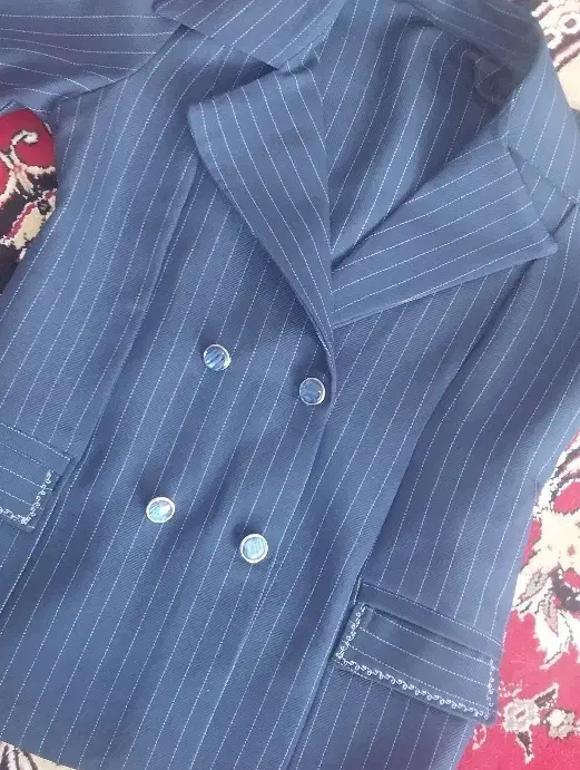 کت کوتاه|لباس|تربتحیدریه, بالا ولایت|دیوار