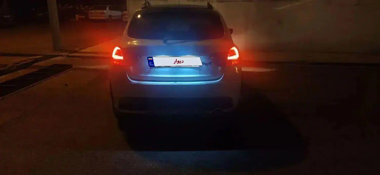 کوییک ار مدل ۴۰۰ سفید مشکی|خودرو سواری و وانت|گرگان, |دیوار