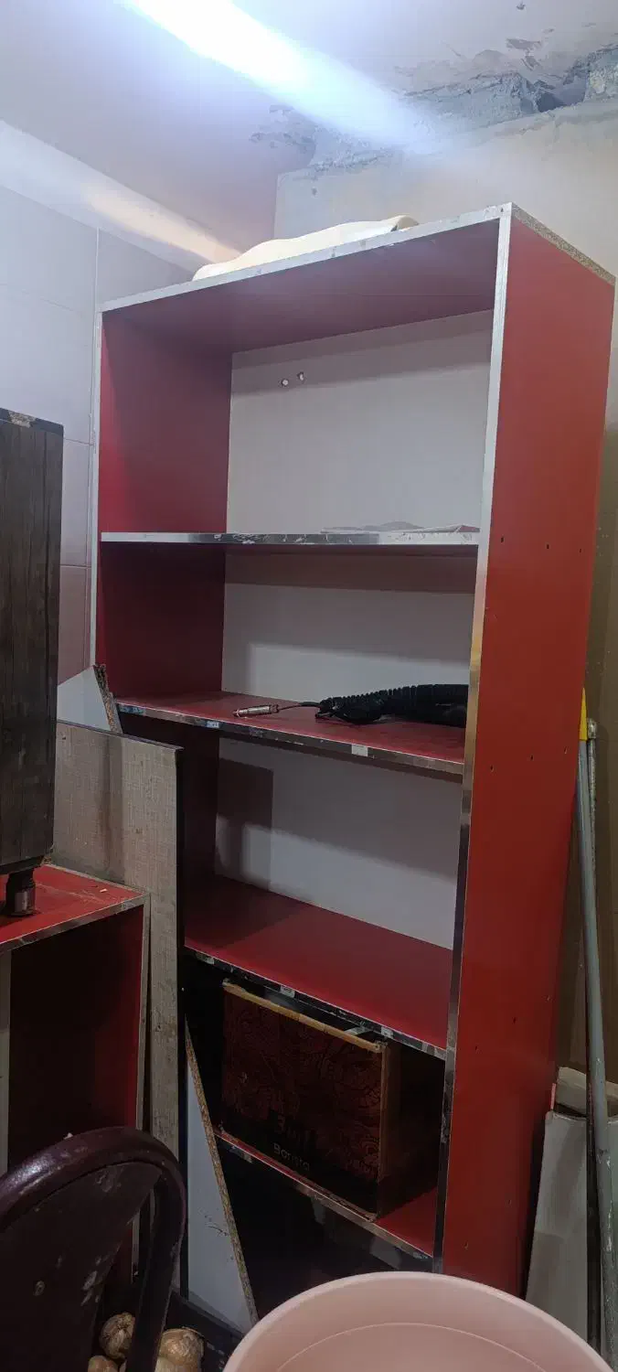 چندتا قفسه اهنی و ام دی اف|کتابخانه، شلف، قفسه‌های دیواری|دورود, |دیوار