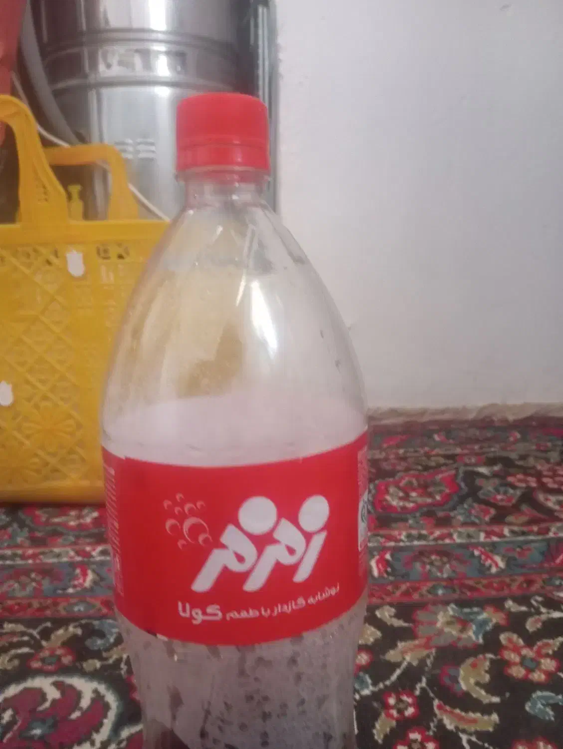 شیشه نوشابه|ظروف نگهدارنده، پلاستیکی، یکبارمصرف|خوسف, |دیوار