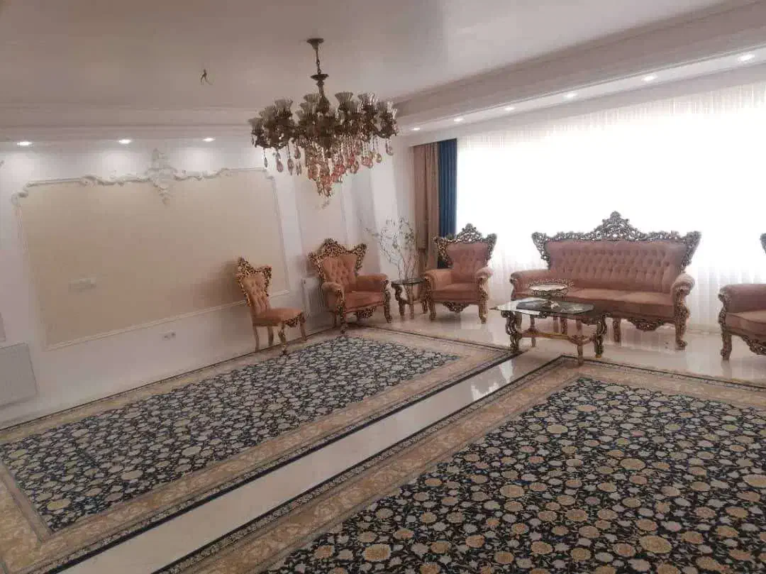 135متر 3 خواب غرق نور / تکواحدی طبقه اول 6دانگ|فروش آپارتمان|قم, انسجام|دیوار