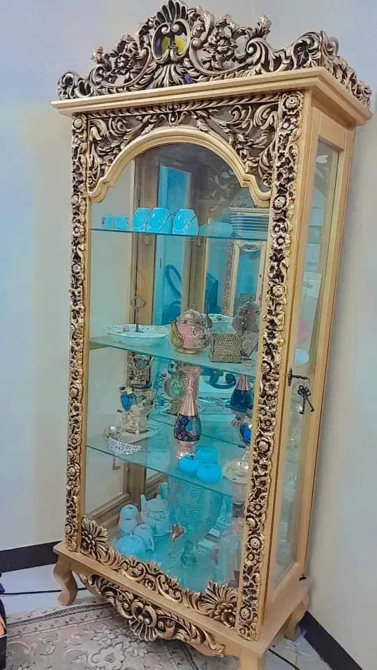 سرویس مبل سلطنتی|مبلمان خانگی و میز عسلی|صدرا-فارس, فاز ۱|دیوار