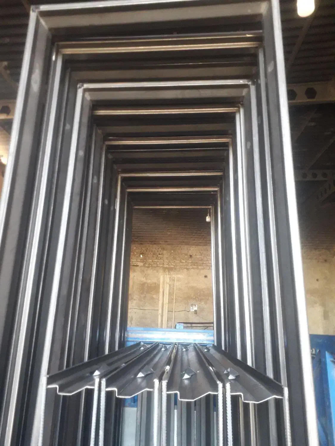 چهارچوب فلزی وپی وی سی|مصالح و تجهیزات ساختمان|بهارستان, |دیوار