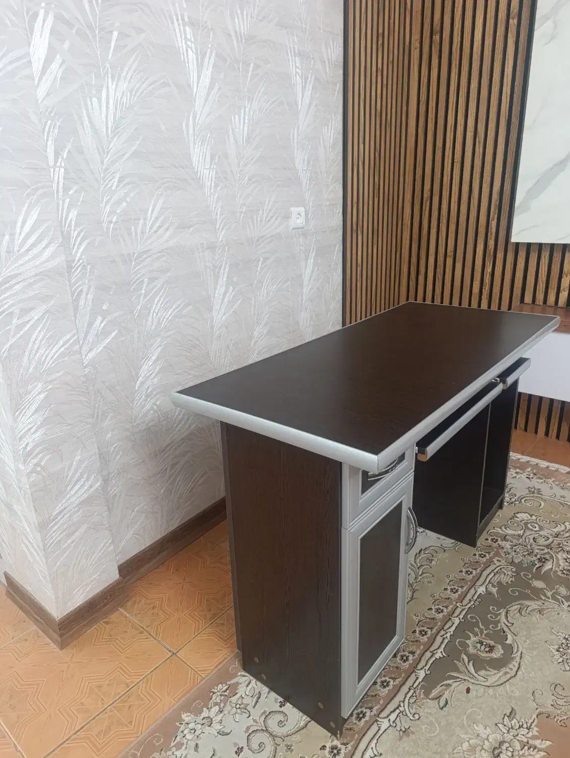 میز کامپیوتر|میز تحریر و کامپیوتر|کرمانشاه, |دیوار