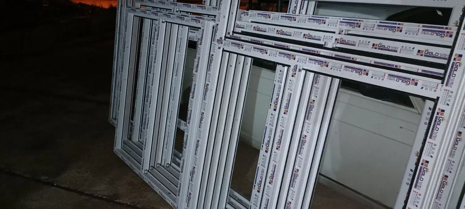 در و پنجره دوجداره و توری پلیسه|خدمات پیشه و مهارت|صدرا-فارس, فاز ۲|دیوار