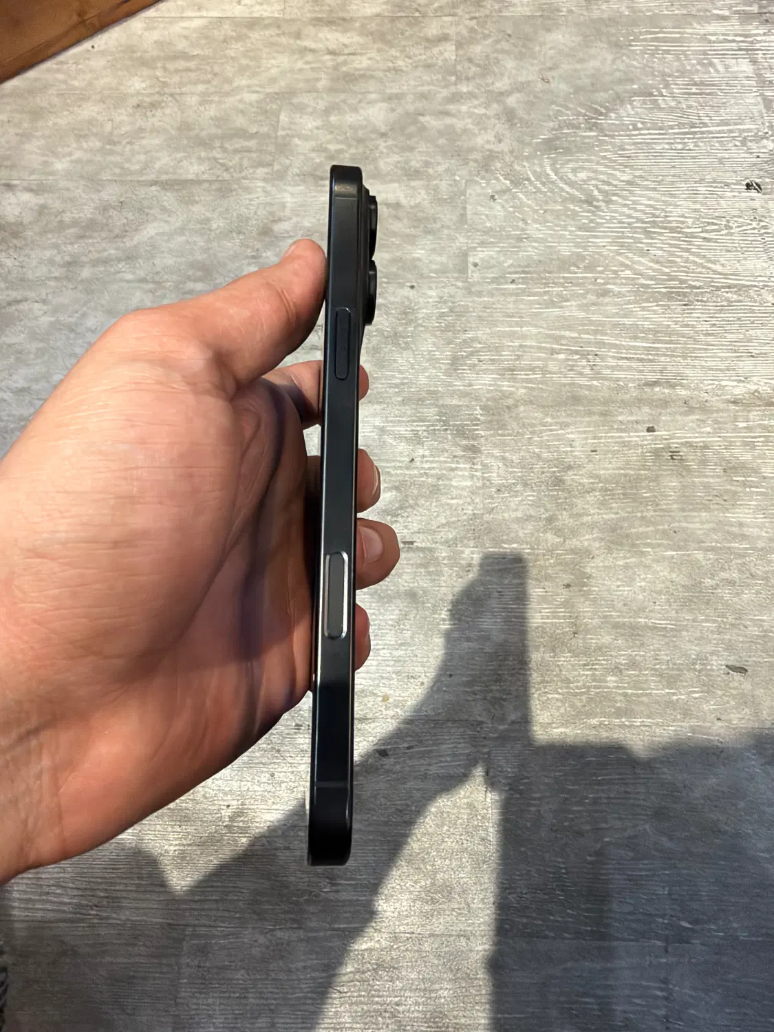 Iphone 16 pro max ZA/A ریجستر شده|موبایل|شیراز, قدوسی غربی|دیوار