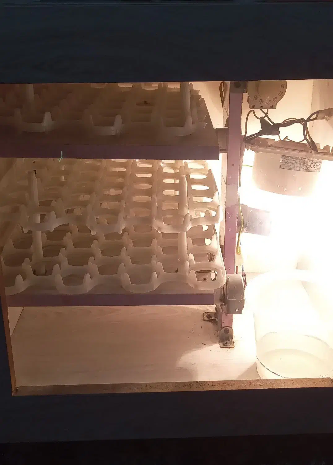 دستگاه جوجه کشی|لوازم جانبی حیوانات|قرق, |دیوار