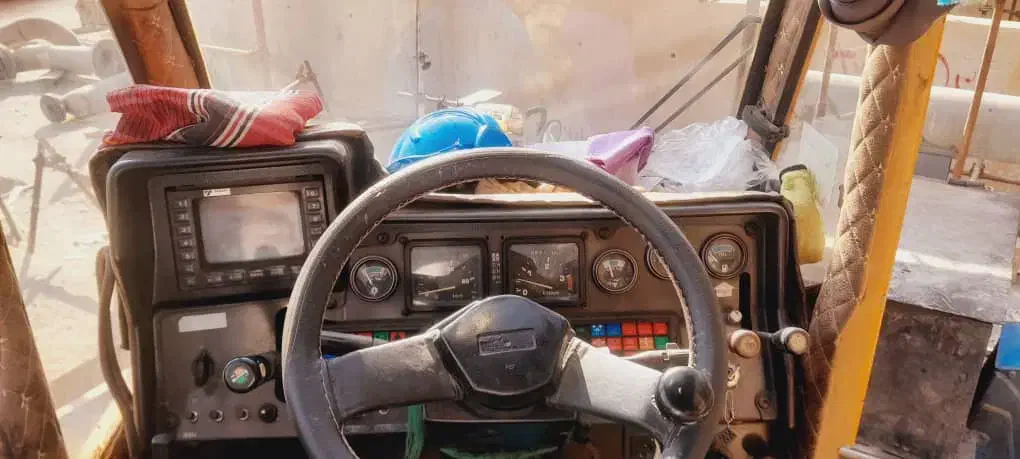 فروش جرثقیل ده تن کارگاهی تادانو اف ایکس|خودرو سنگین|فیروزآباد (فارس), |دیوار