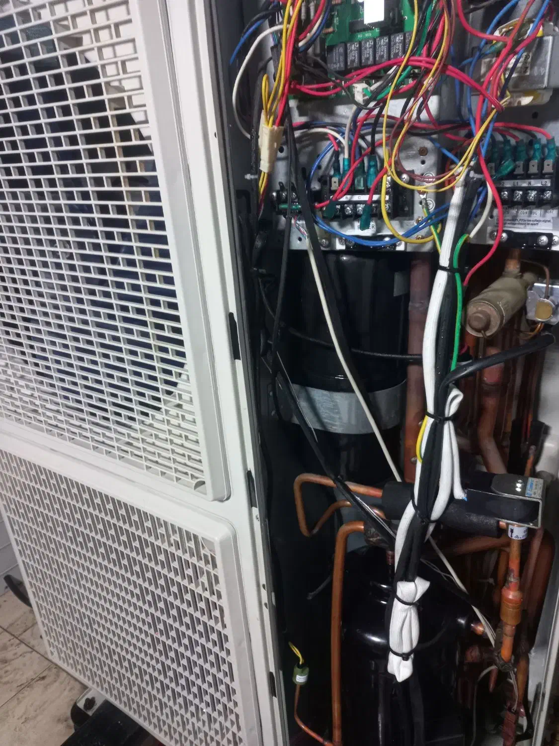 2عددچیلر وارداتی تراست۶تن واقعی (مسکونی و تجارتی )|کولر گازی و فن‌کوئل|تهران, سید خندان (جلفا)|دیوار