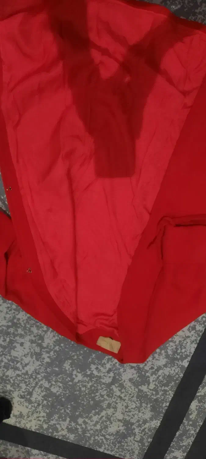 پالتو سایز ۳۸ مدرن بسیار بسیار کم پوشیده شده|لباس|تهران, امیریه|دیوار