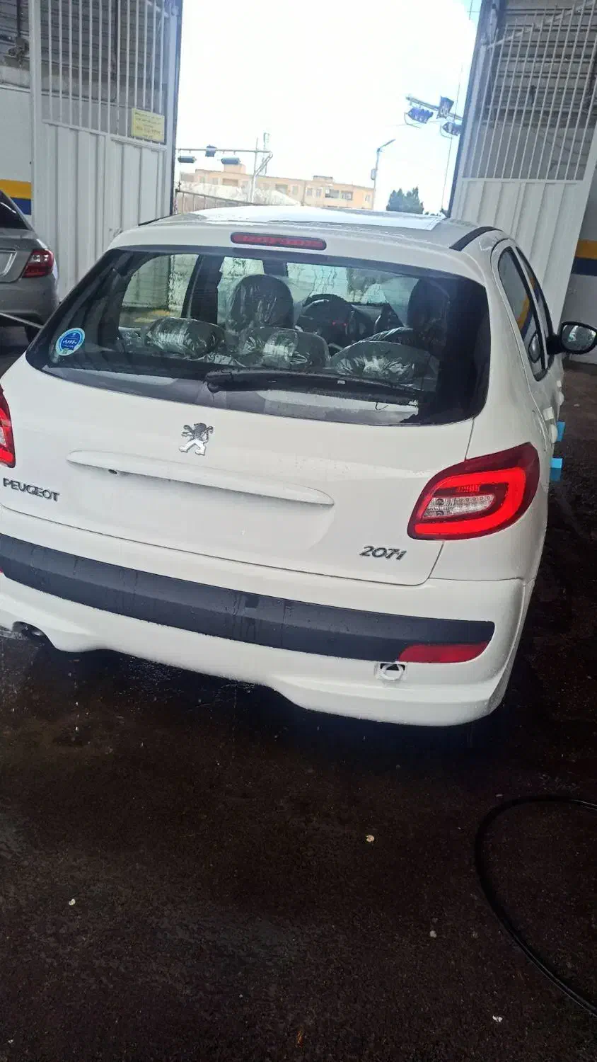 207|خودرو سواری و وانت|همدان, |دیوار