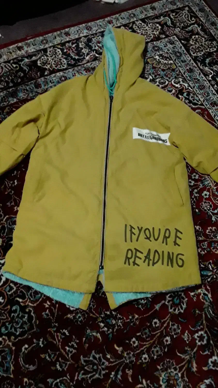 کاپشن|لباس|بروجرد, |دیوار