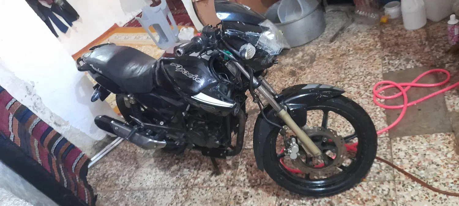 موتور اپاچی ۱۸۰ ۸۹|موتورسیکلت|خرمآباد, |دیوار