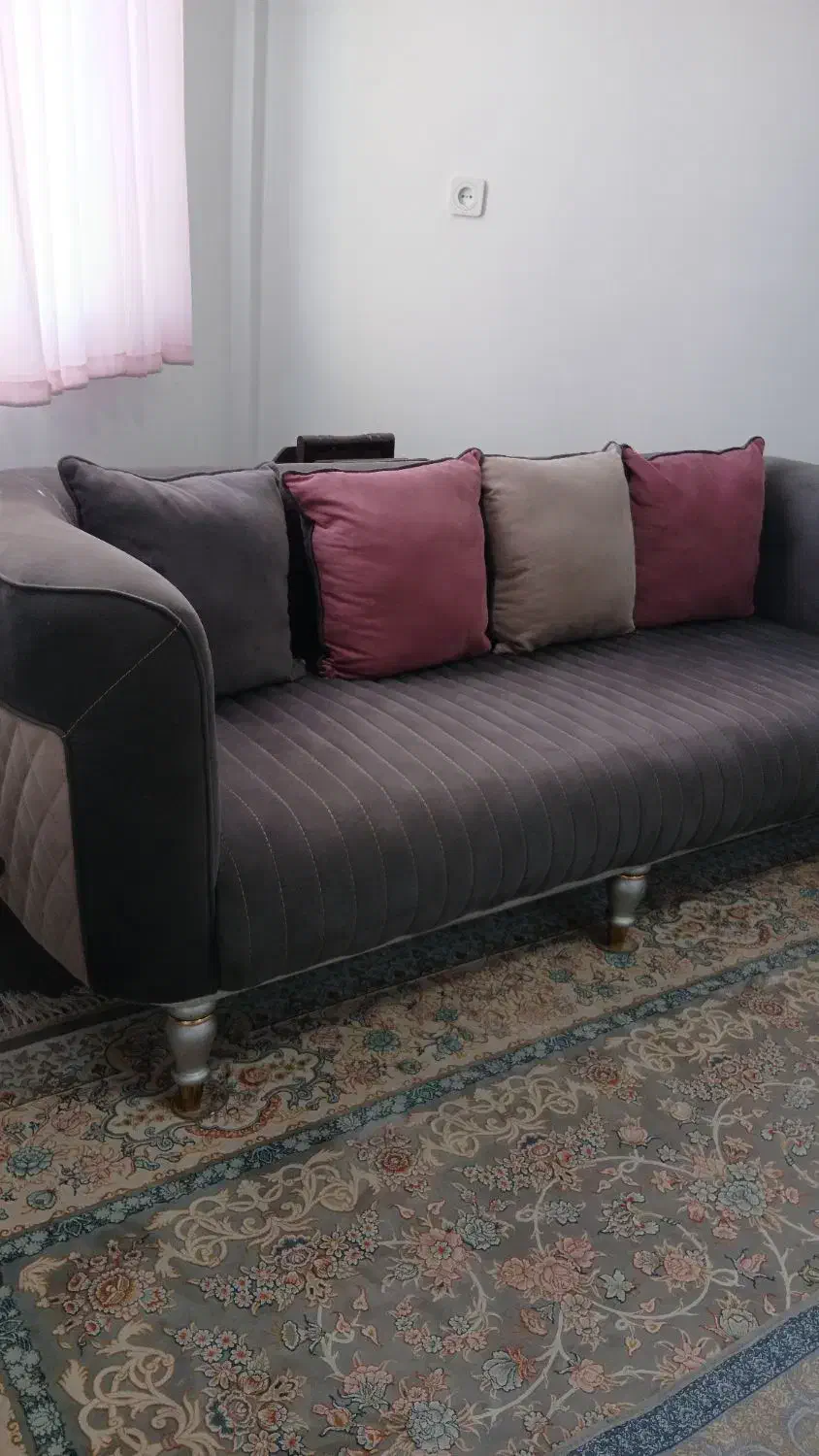 مبل ۷ نفره راحتی|مبلمان خانگی و میز عسلی|یزد, |دیوار