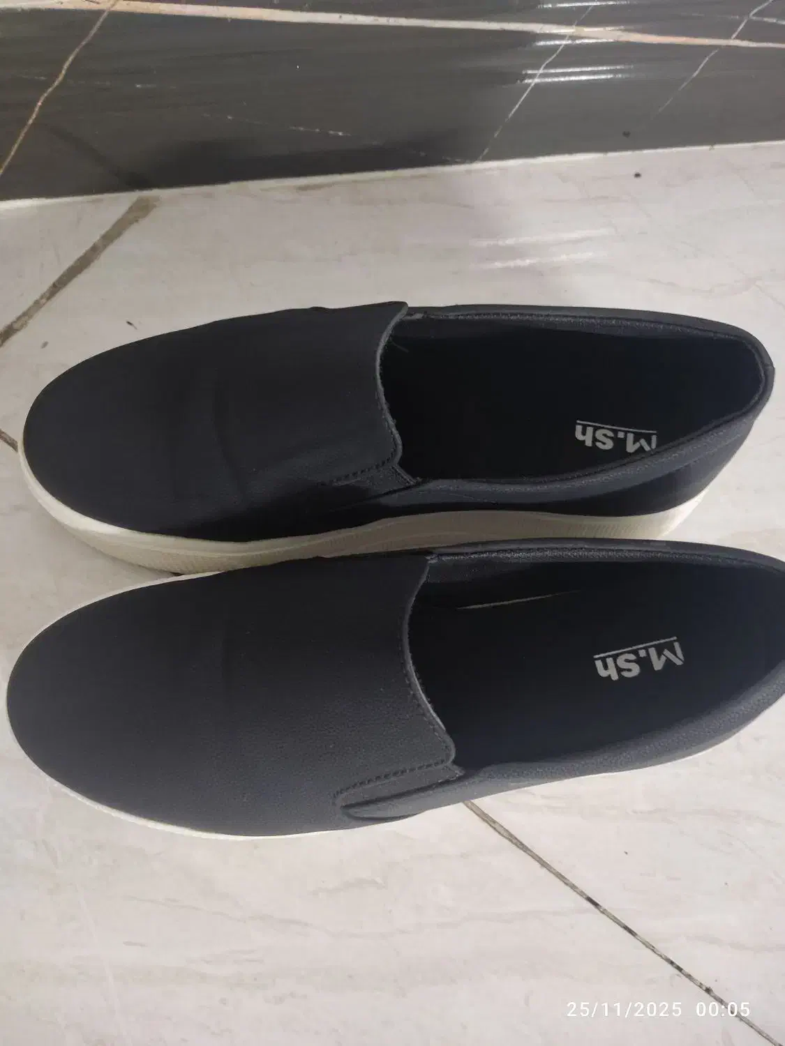 کفش سانیل پلاس سایز 39|کیف، کفش، کمربند|تهران, والفجر (افسریه)|دیوار