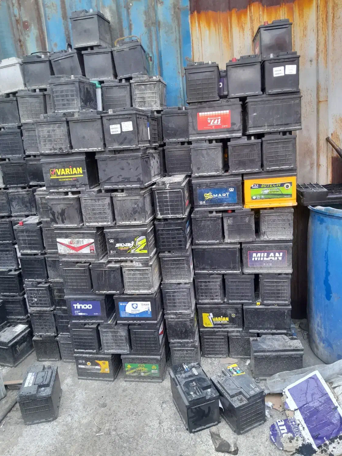 باطری نو و استوک کامیون و سواری|قطعات یدکی و لوازم جانبی|تهران, شهرک بعثت|دیوار