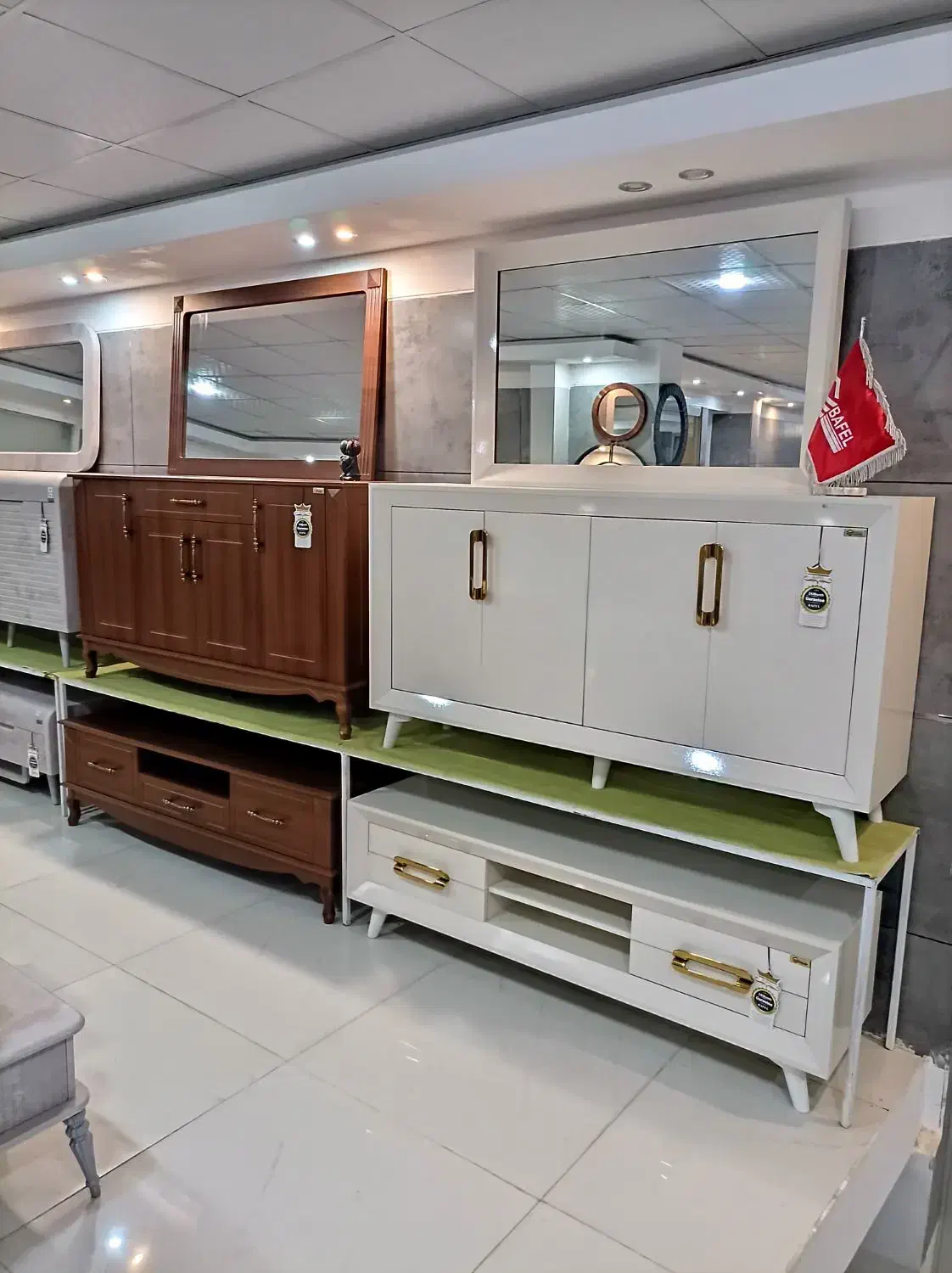 ست میزتلویزیون آینه کنسول جاکفشی مناسب جهیزیه کد۳۵|بوفه، ویترین، کنسول|همدان, |دیوار