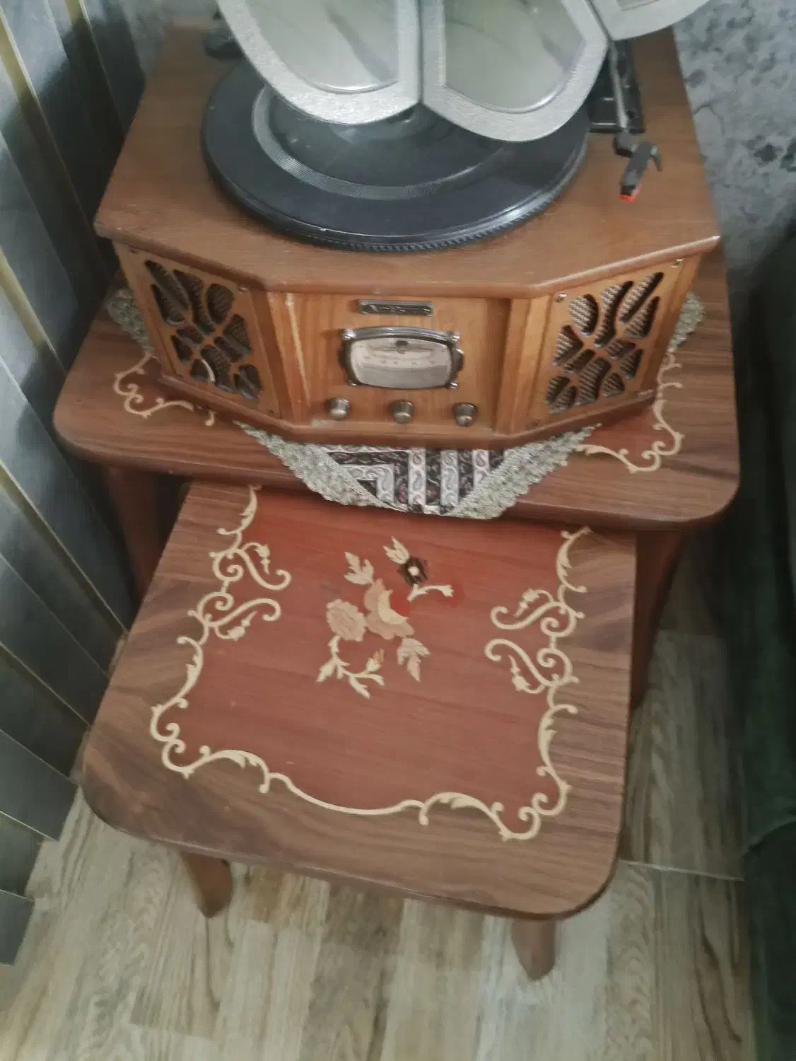 مبل راحتی تخت شو|مبلمان خانگی و میز عسلی|مهدی شهر, |دیوار