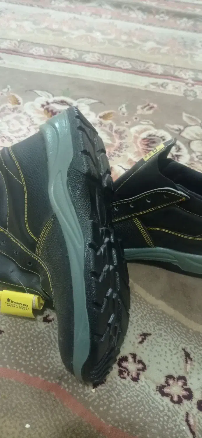 دوجفت کفش کار.نونو|کیف، کفش، کمربند|بروجرد, |دیوار