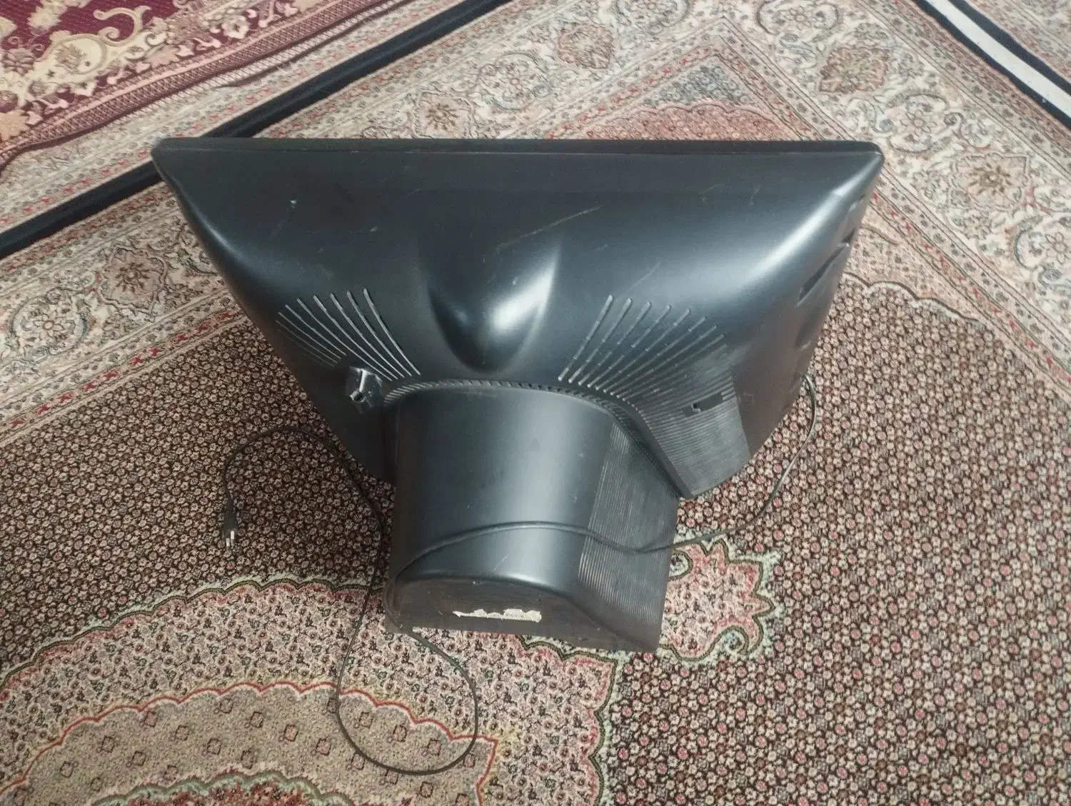 تلویزیون ال جی|تلویزیون و پروژکتور|شاهین دژ, |دیوار