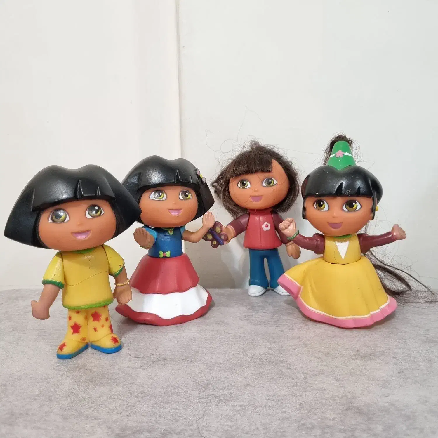 فیگور دورا|اسباببازی|تهران, قصر فیروزه ۲|دیوار