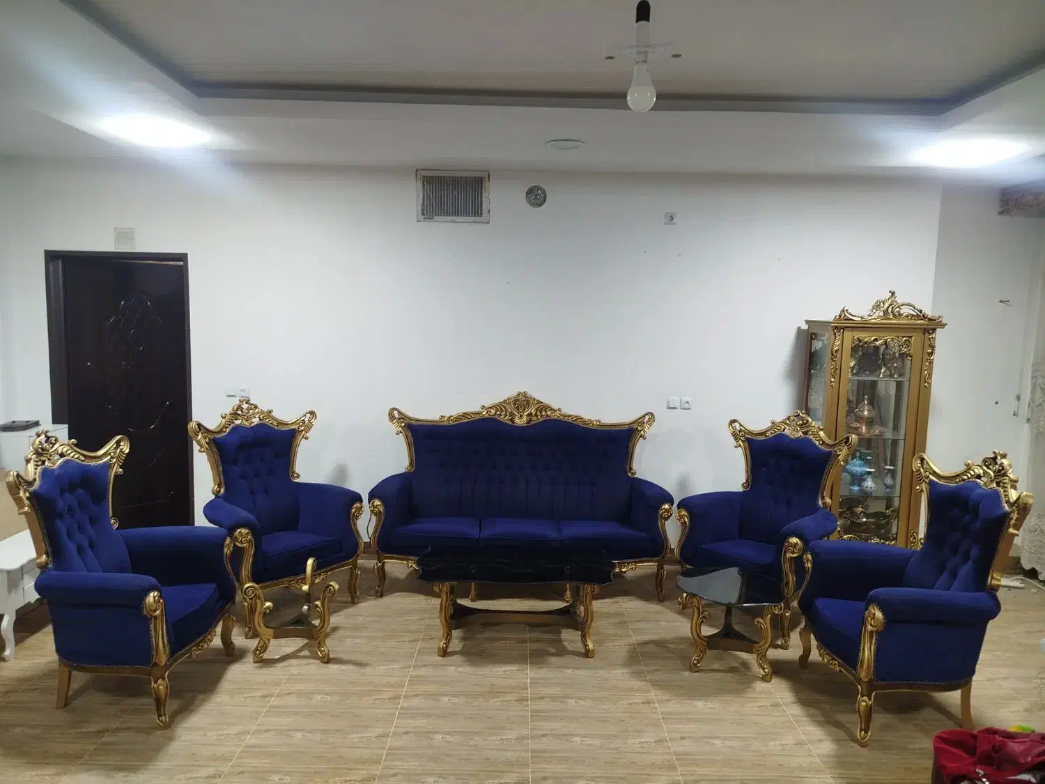 مبلمان استیل 7نفره همراه را میز و عسلی و ویترین|مبلمان خانگی و میز عسلی|مبارکه, |دیوار