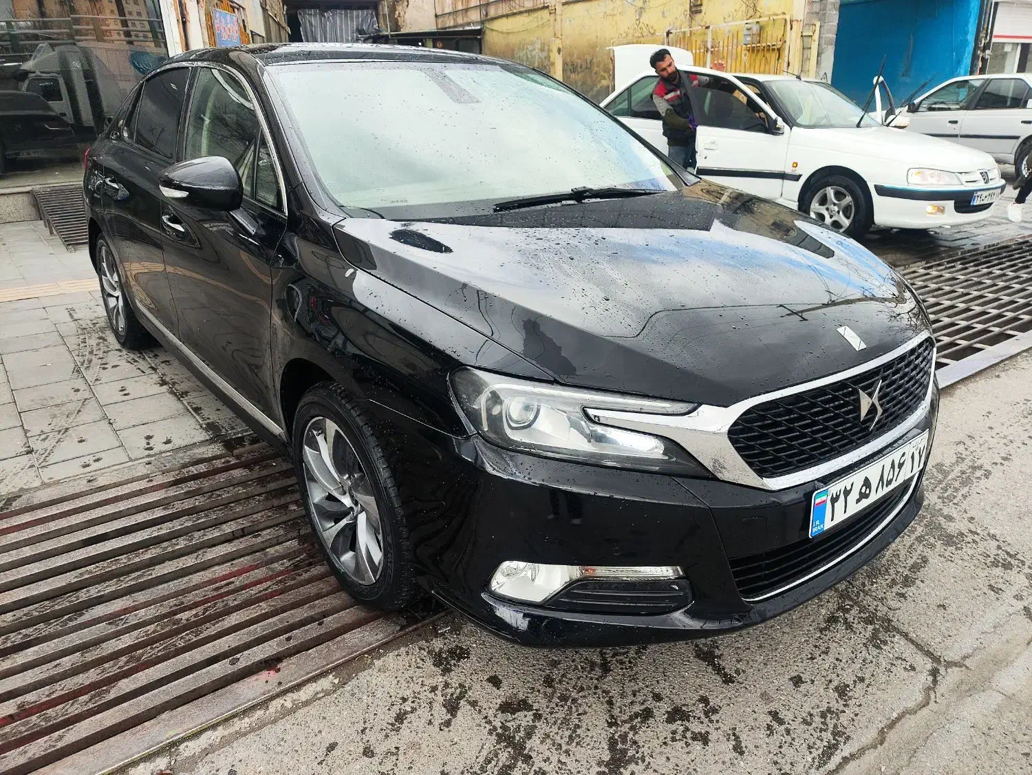 ds5|خودرو سواری و وانت|ارومیه, |دیوار