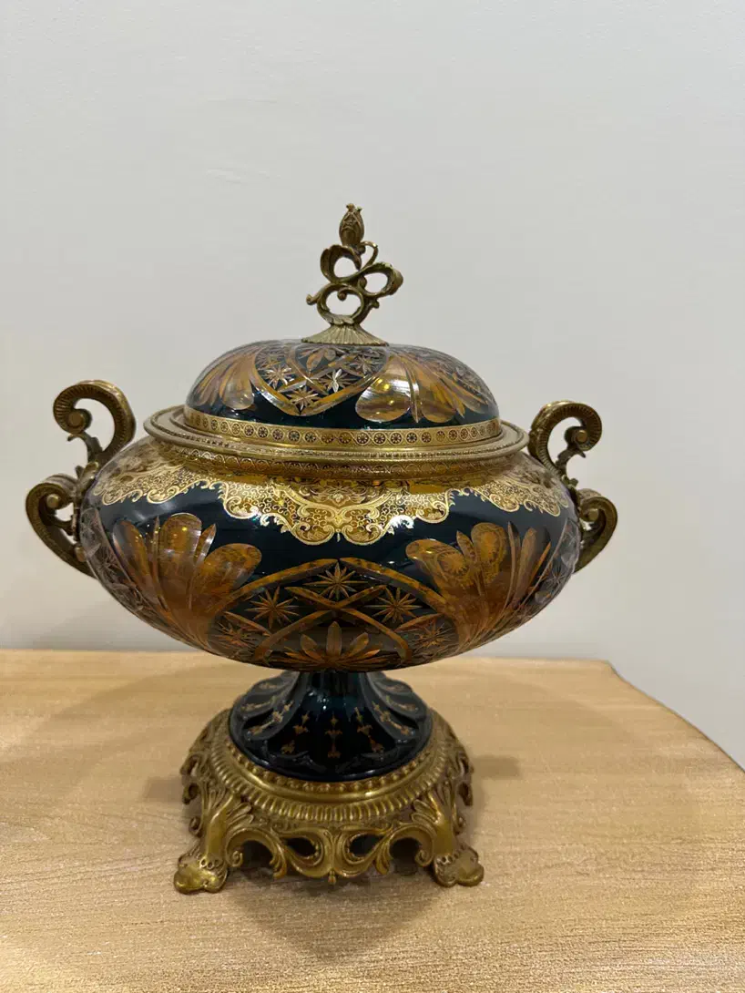 کریستال پایه برنز گلدکیش|ظروف سرو و پذیرایی|تهران, آبشار|دیوار