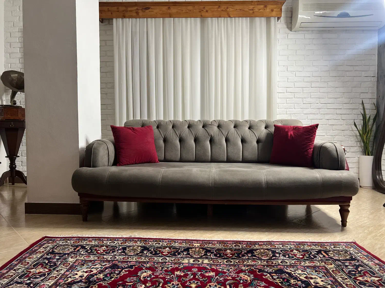 مبلمان هشت نفره به همراه میز وسط و دو عدد عسلی|مبلمان خانگی و میز عسلی|نوشهر, |دیوار