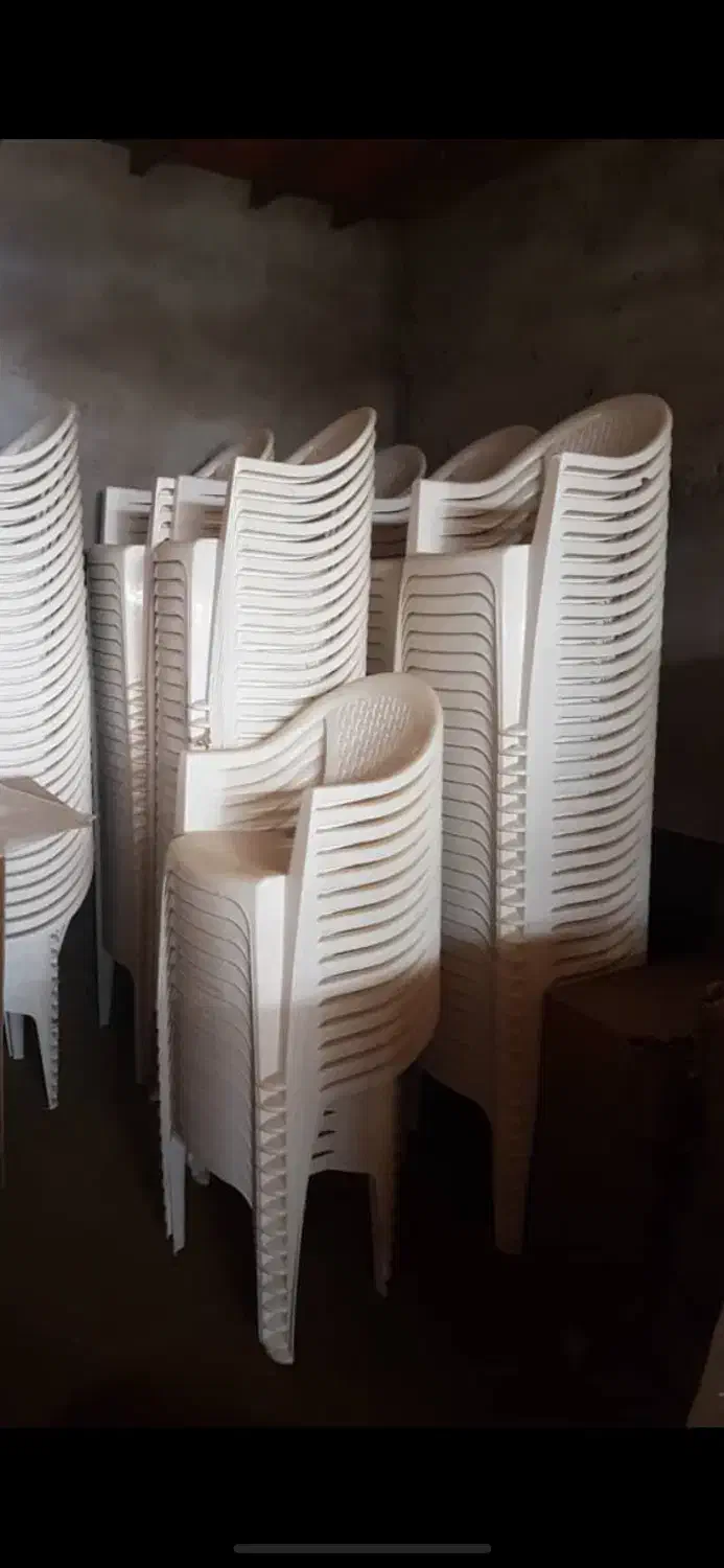 میز و صندلی پلاستیکی ناصر|میز و صندلی غذاخوری|تهران, سبلان (لشگر)|دیوار