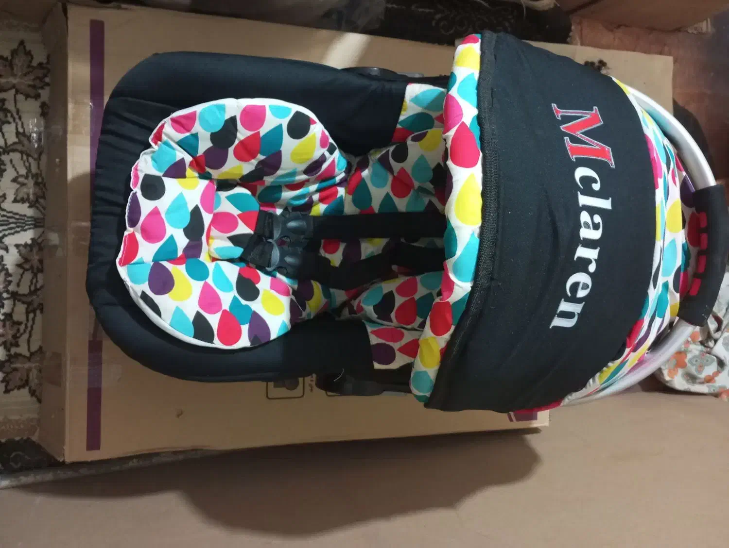 در کالسکه ولوازم جانبی|کالسکه و لوازم جانبی|برخوار, |دیوار