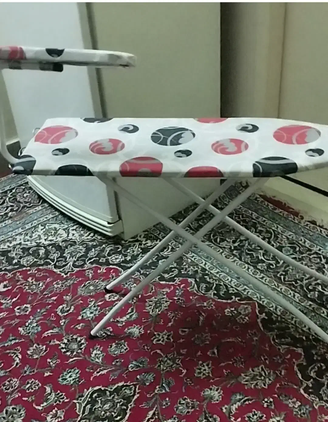 میز اتو|اتو و لوازم اتو|مشهد, کارمندان دوم|دیوار