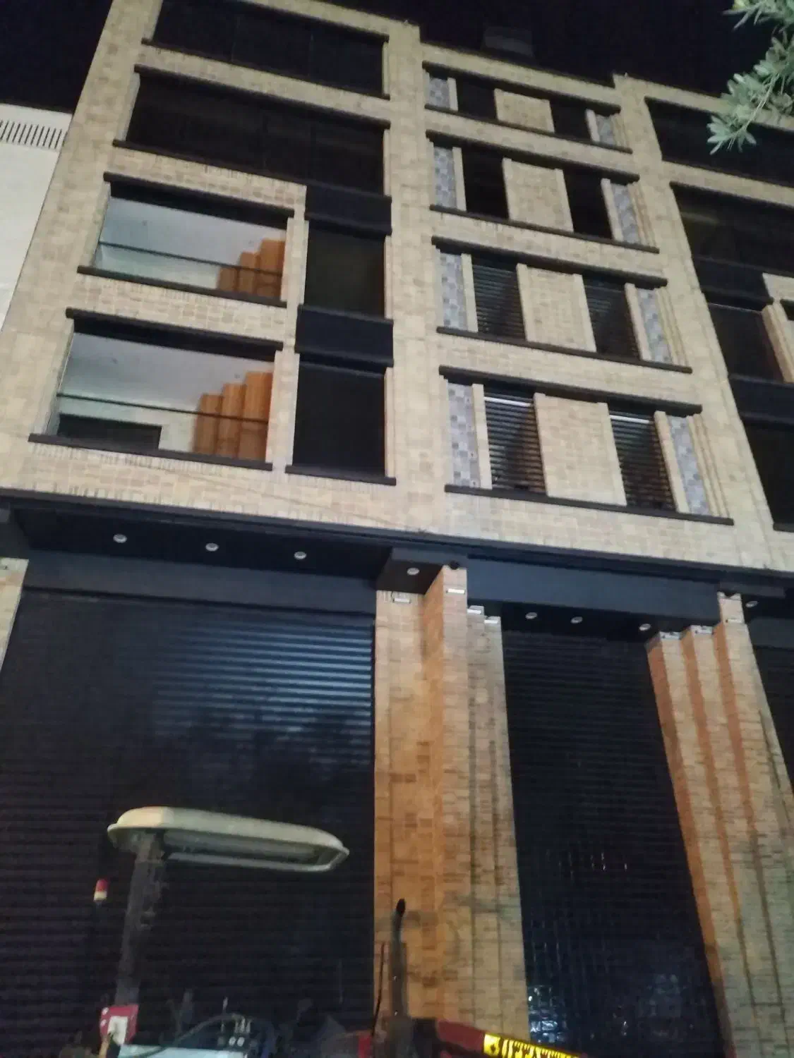 کاشیکاری و سنگکاری|خدمات پیشه و مهارت|ری, حمزهآباد|دیوار