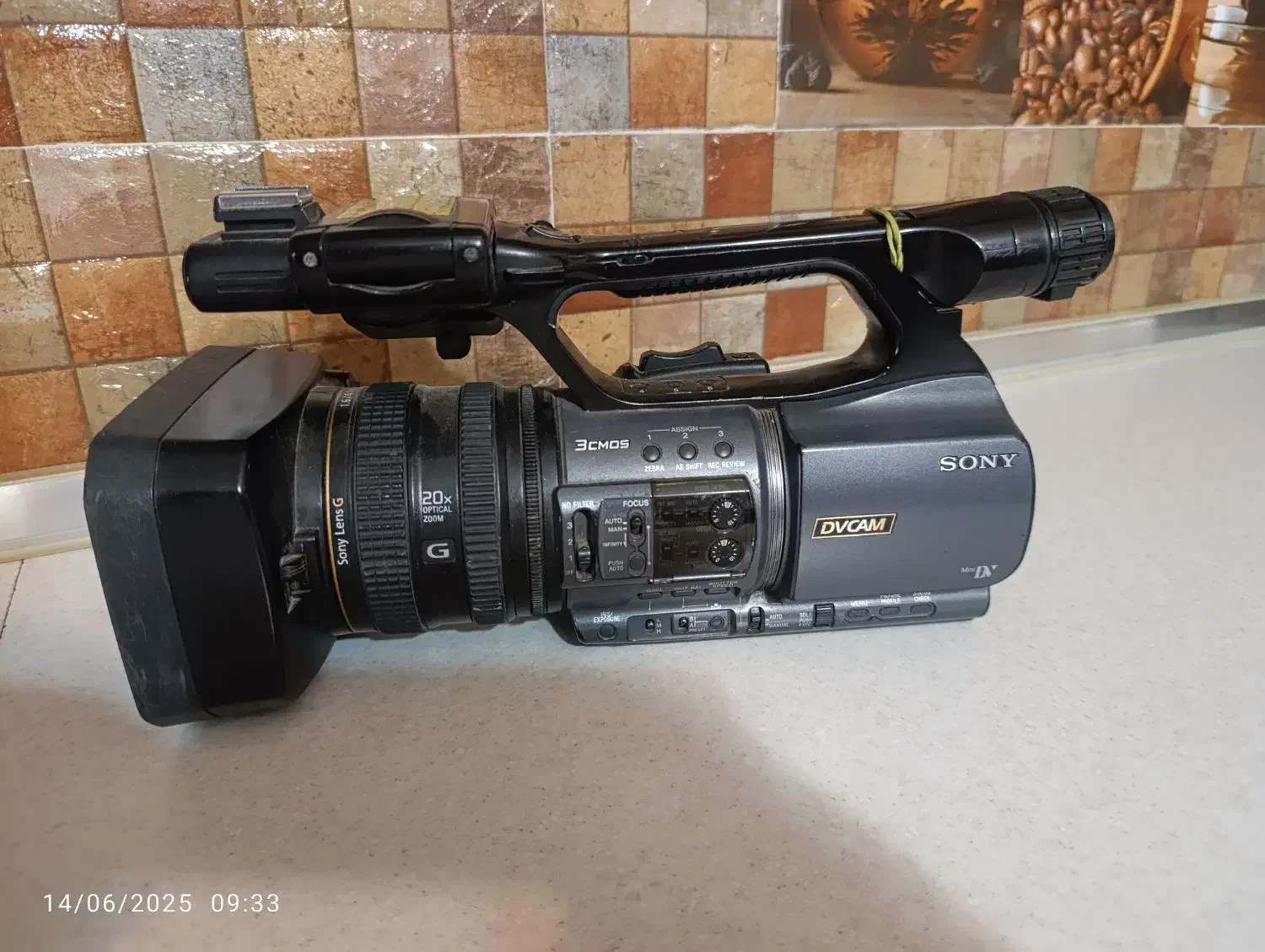 دوربین فیلمبرداری pd175|دوربین عکاسی و فیلم‌برداری|آبگرم, |دیوار