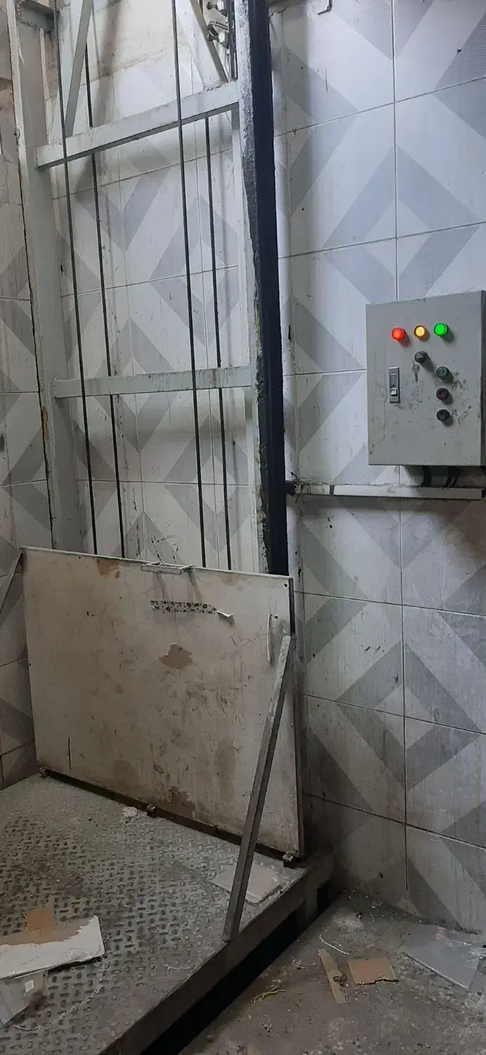 بالابر ۵۰۰ کیلویی موتور انگلیسی|ماشینآلات صنعتی|یزد, |دیوار