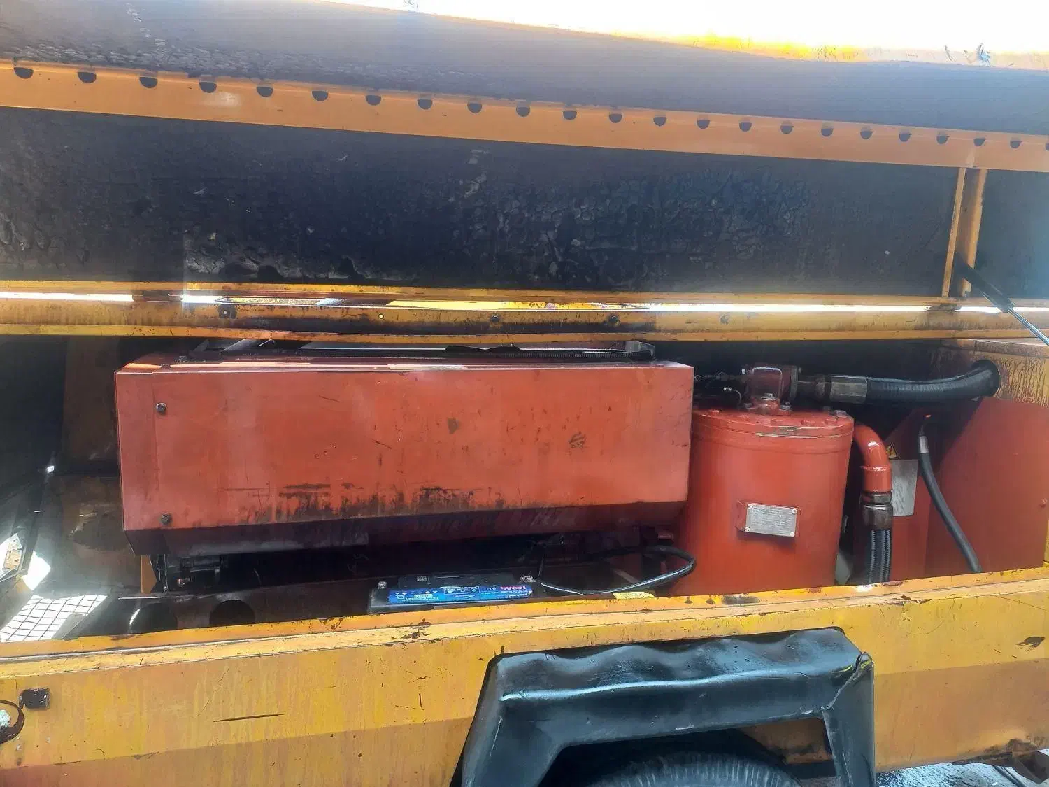 کمپرسور دویتس ۳۷۵|ماشینآلات صنعتی|شیراز, شهرک سعدی|دیوار