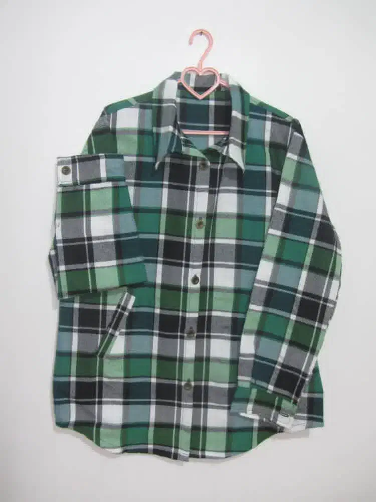 لباس زنانه|لباس|فولادشهر, B8|دیوار