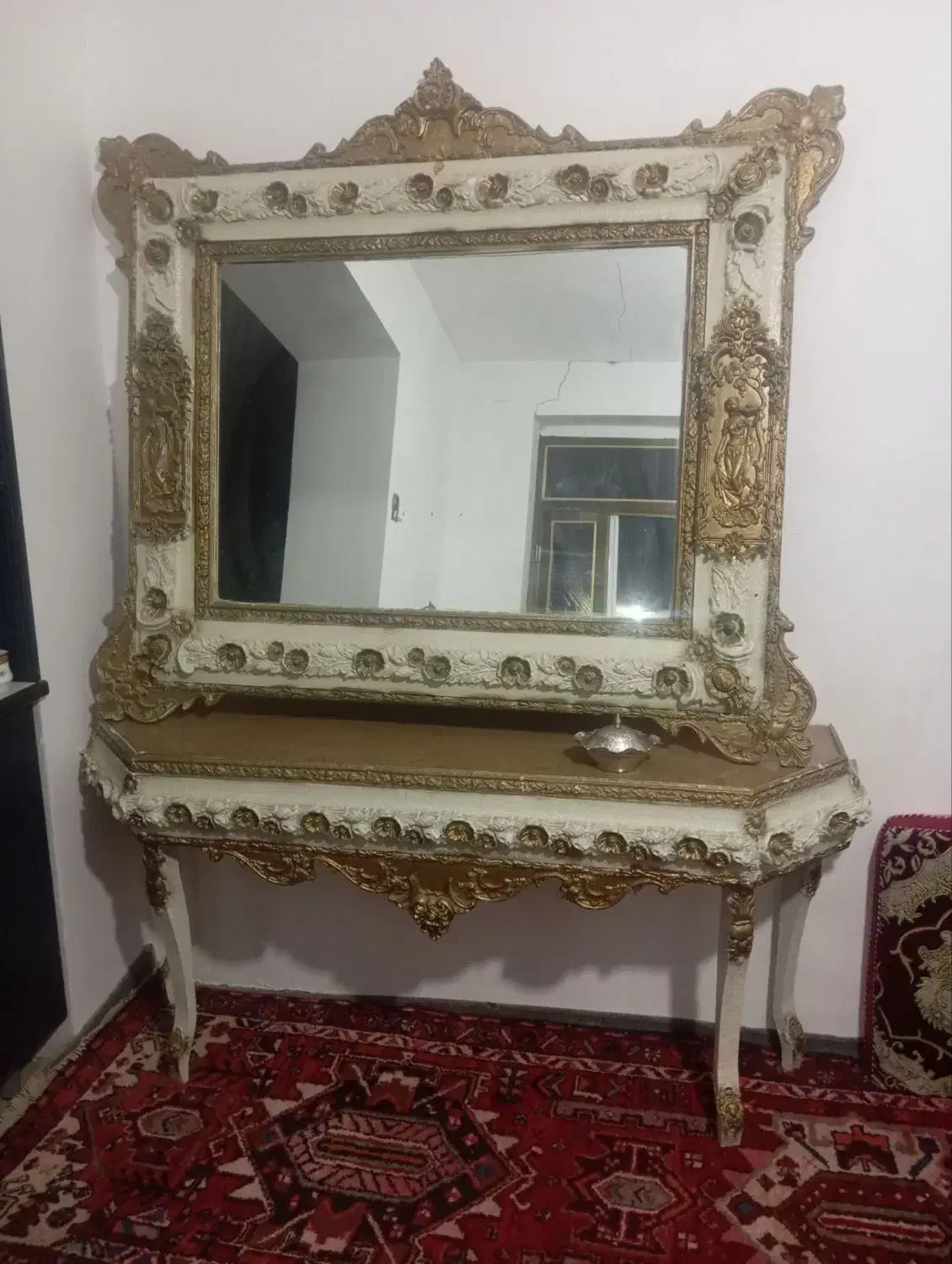 اینه و میز|بوفه، ویترین، کنسول|خواجه, |دیوار