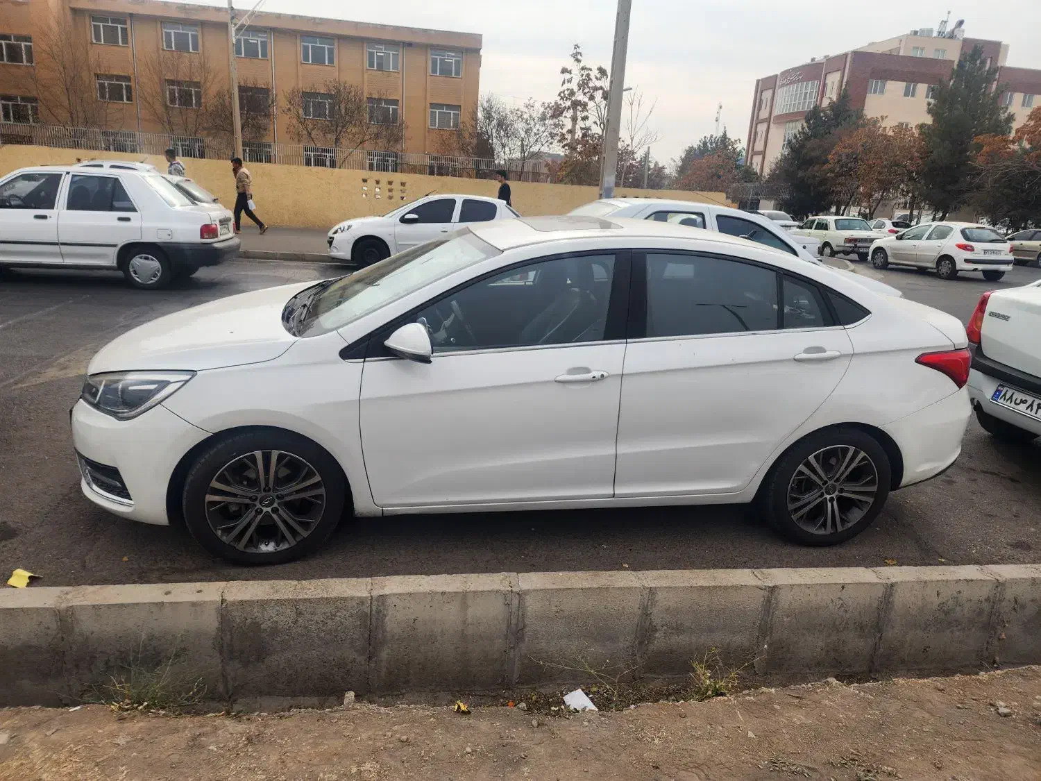 آریزو ۵|خودرو سواری و وانت|قزوین, |دیوار