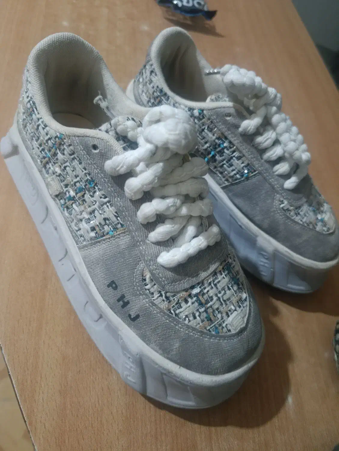 کتونی|کفش و لباس بچه|ساوه, |دیوار