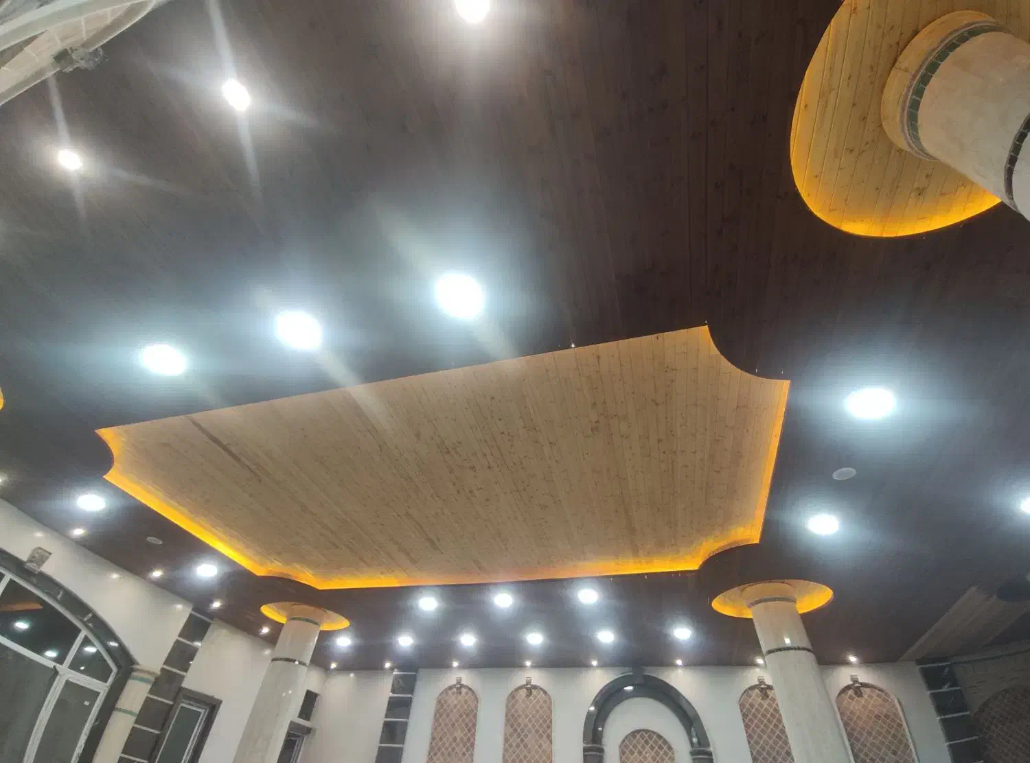 متخصص طراحی و اجرای دکوراسیون.چوب.کابینت.نوسازی|خدمات پیشه و مهارت|حمیدیا, |دیوار