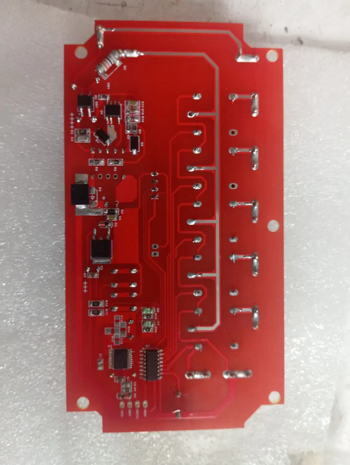 همکار جهت مونتاژ برد الکترونیک|استخدام صنعتی، فنی، مهندسی|چهارباغ, |دیوار