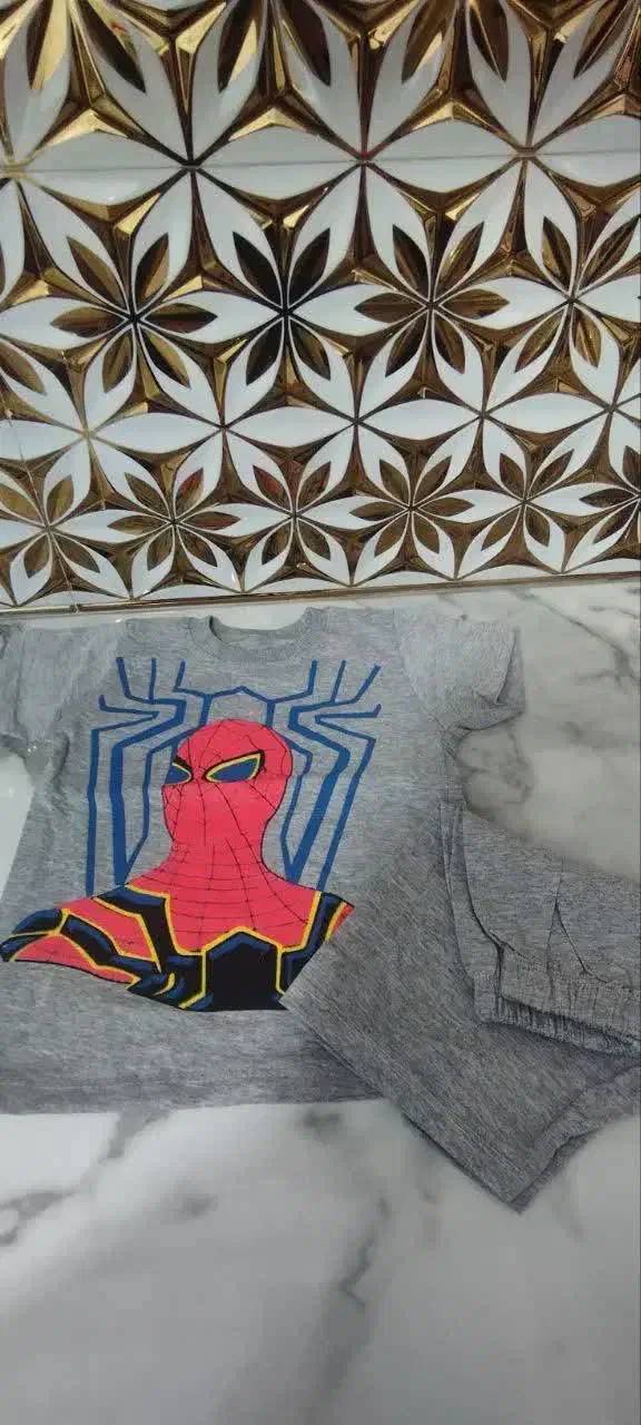 لباس بچه|کفش و لباس بچه|قم, ولیعصر|دیوار